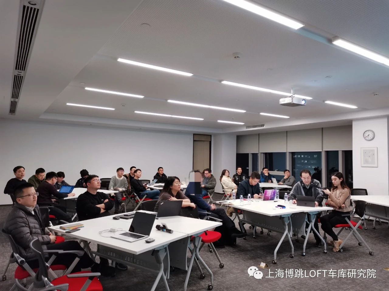淄博杭州LOFT车库专题会